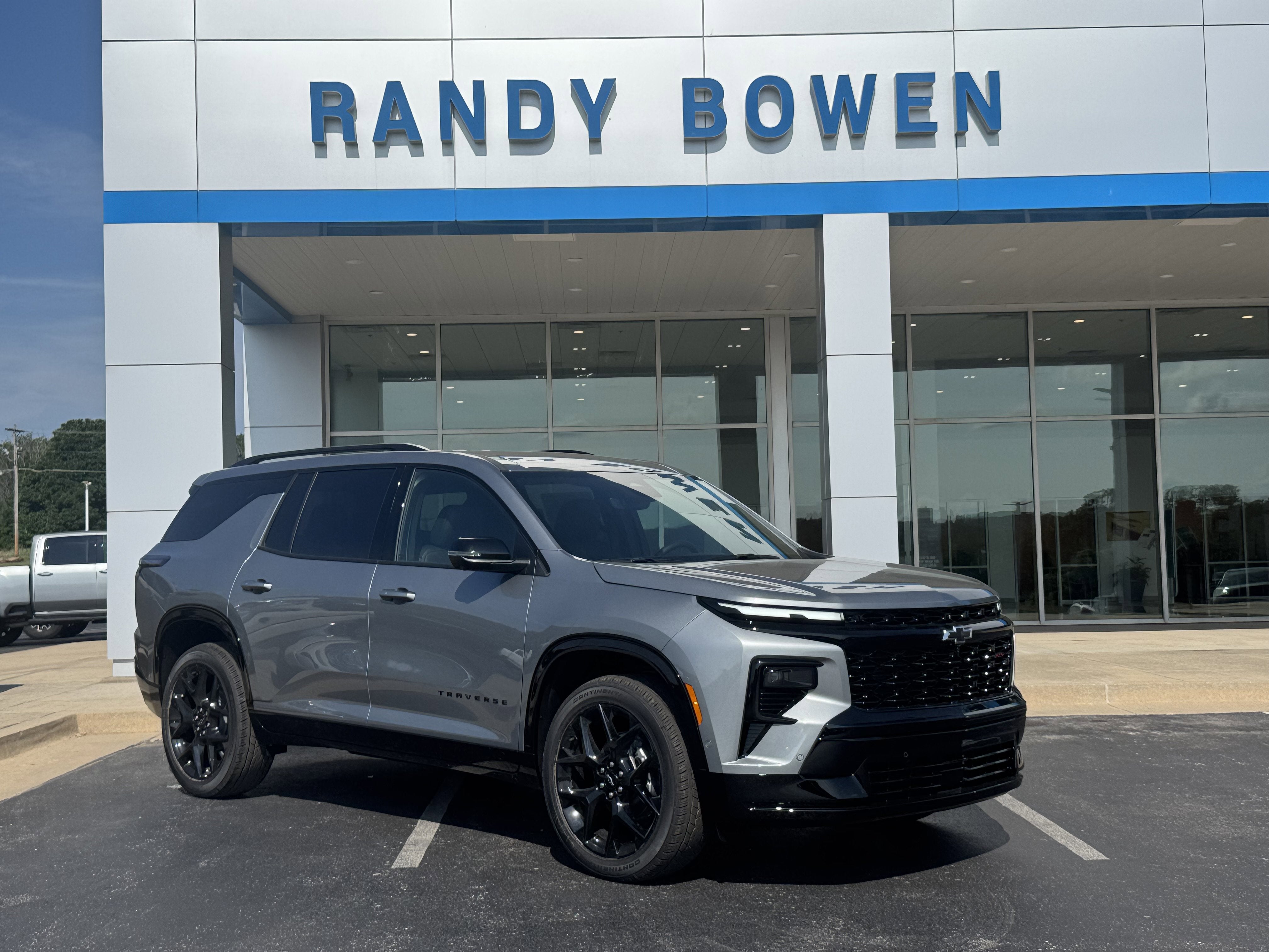 2026 Chevrolet Traverse RS in Sterling Gray Metallic — front three-quarter view